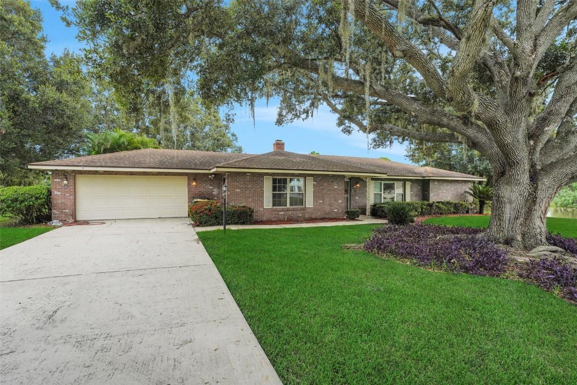 351 Greenfield Rd., Winter Haven, FL 33884