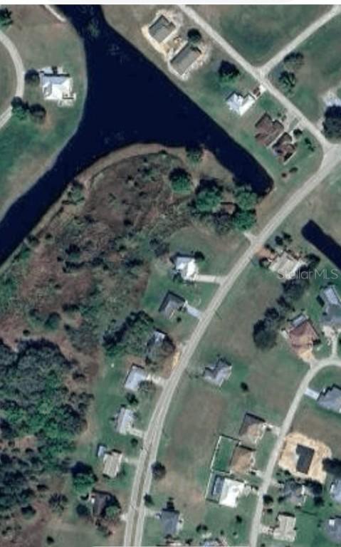 520 Foxhall Cir., Sebring, FL 33876