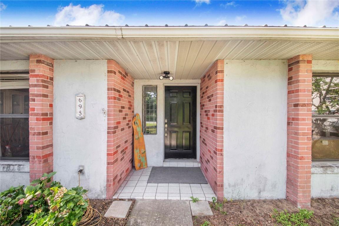 695 N Todhunter Way, Lake Alfred, FL 33850
