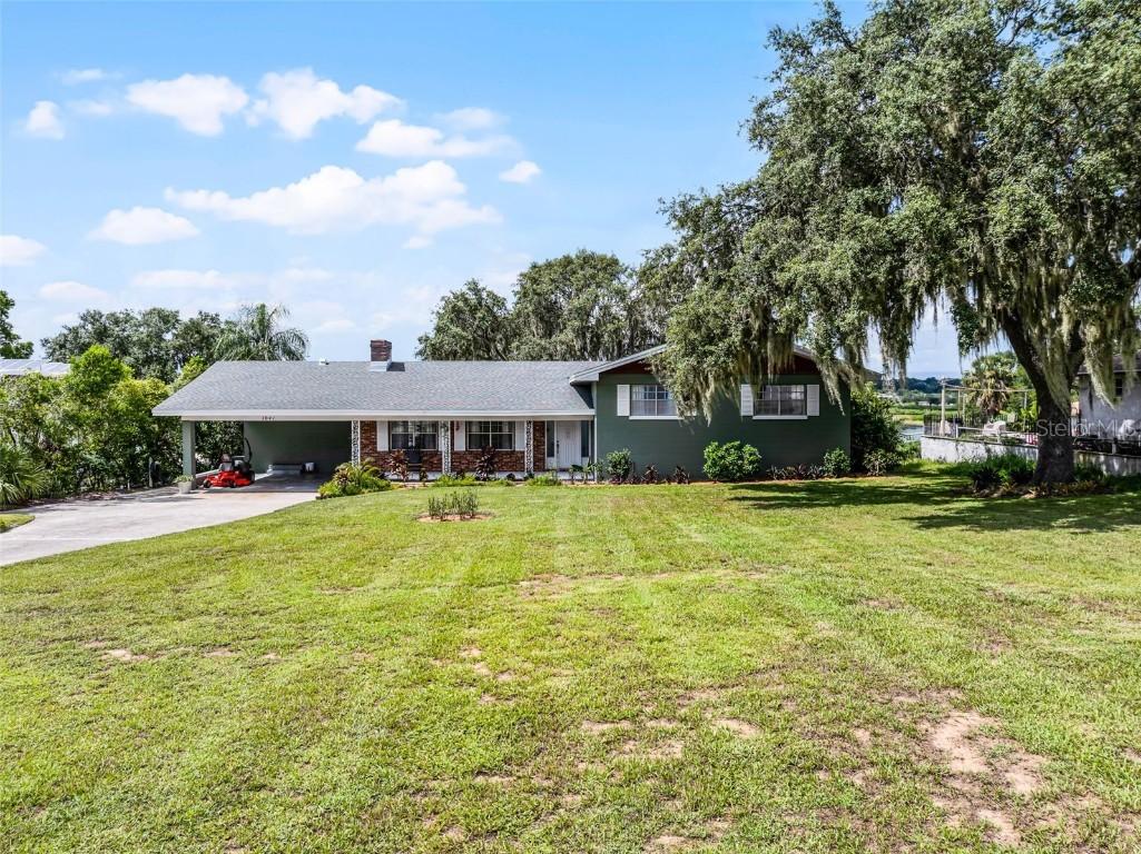1041 Sunset Dr., Lake Wales, FL 33853