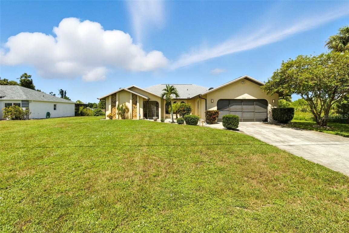 3305 Beacon Dr., Punta Gorda, FL 33980