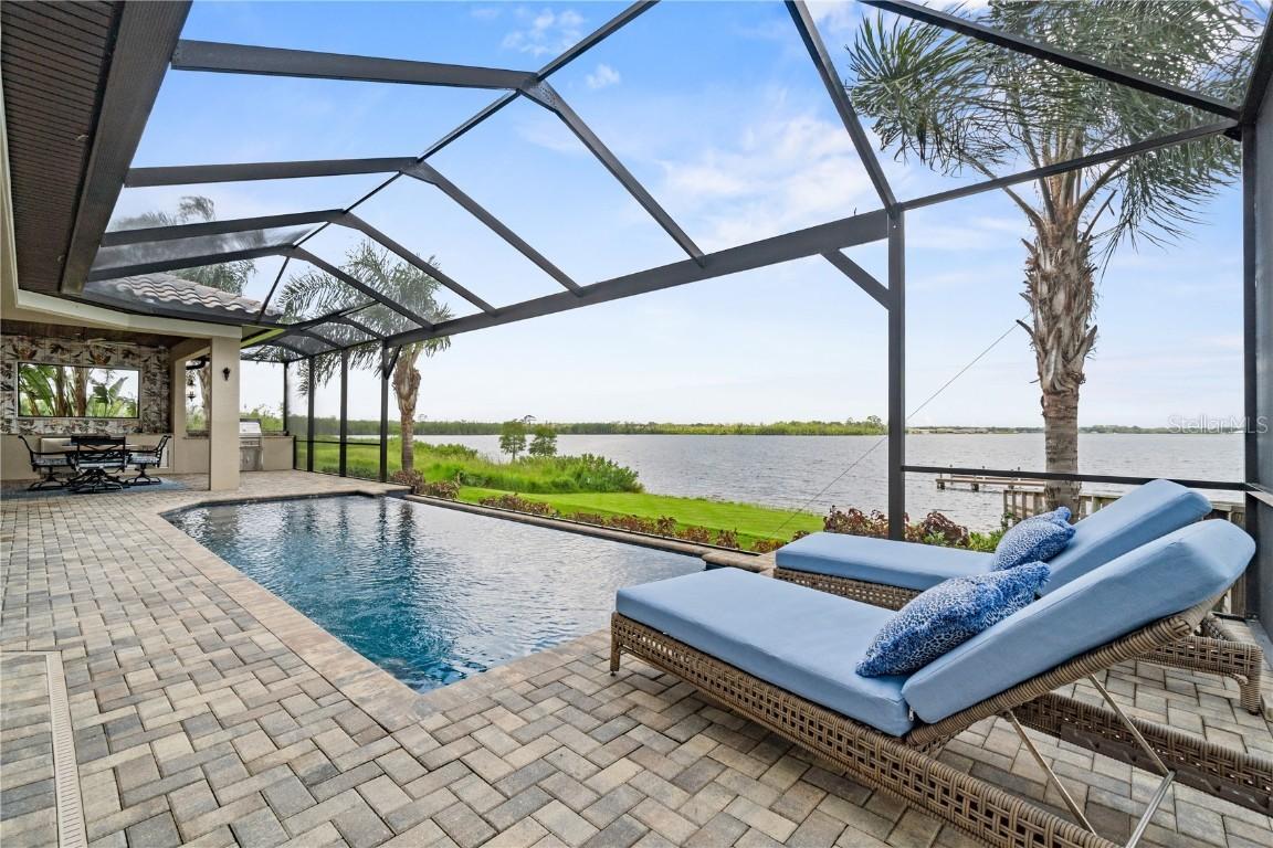 527 Adams View Ln., Auburndale, FL 33823