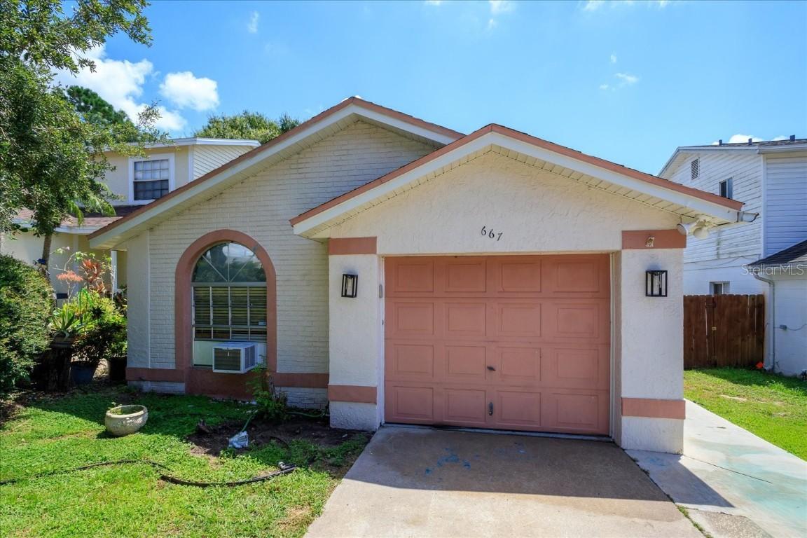 667 Lake Dexter Cir., Winter Haven, FL 33884