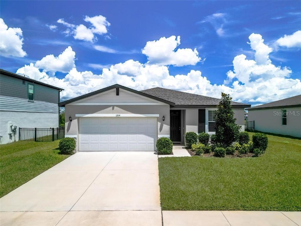 1204 Oak Valley Dr., Auburndale, FL 33823