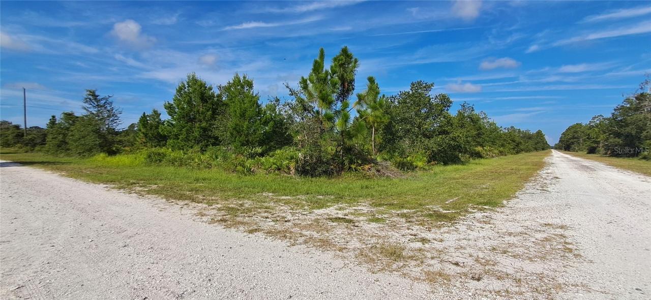 501 Valencia Dr., Indian Lake Estates, FL 33855