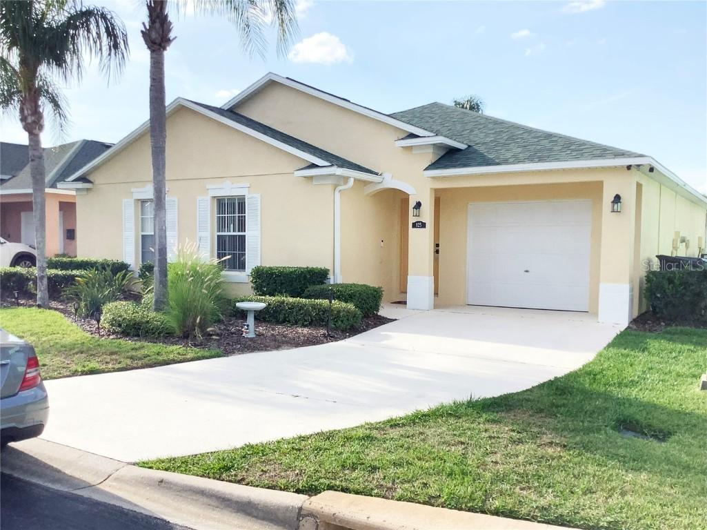 825 Reserve Pl., Davenport, FL 33896