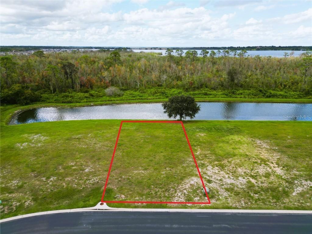 337 Adams View Ln., Auburndale, FL 33823