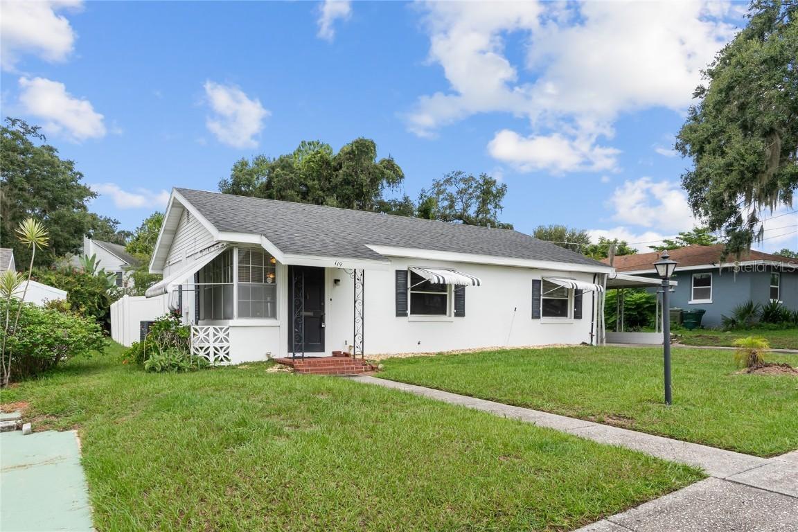 119 14th St., Winter Haven, FL 33884