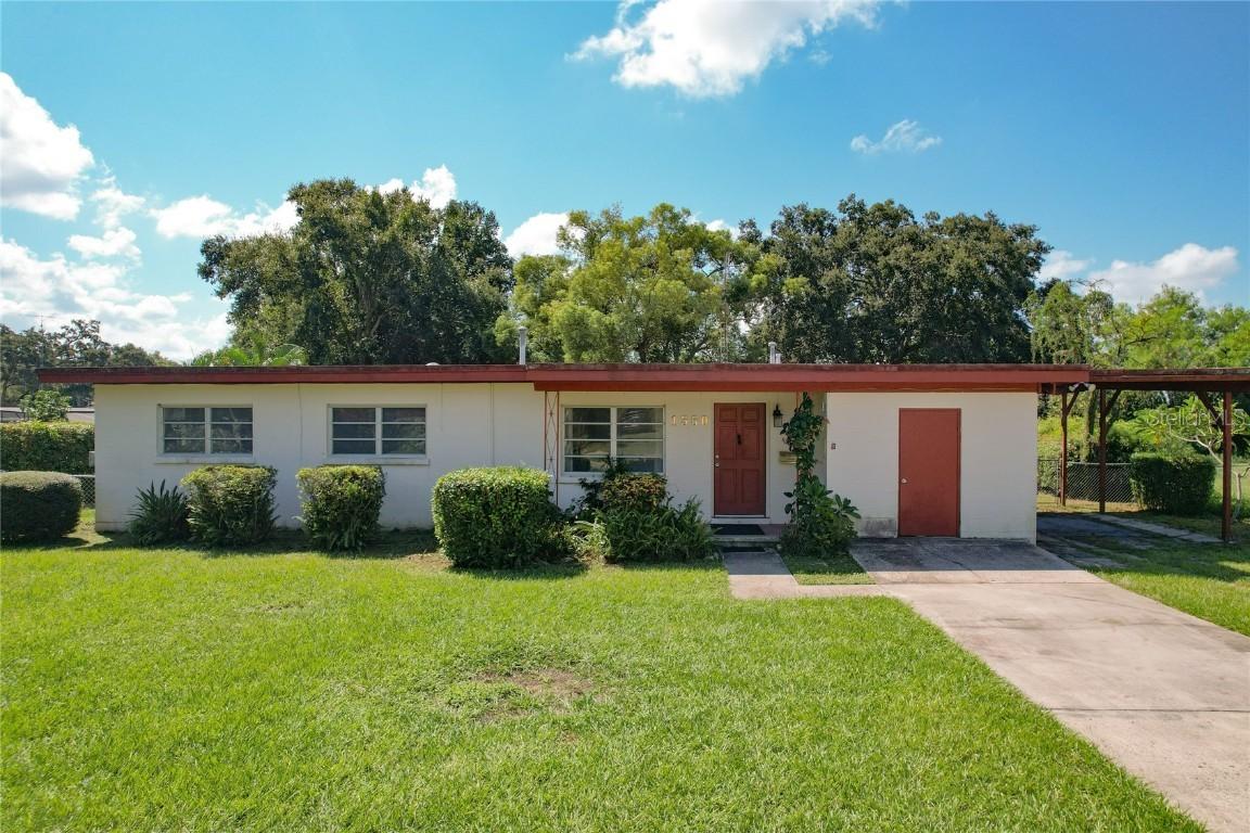 1550 Avenue C, Winter Haven, FL 33881