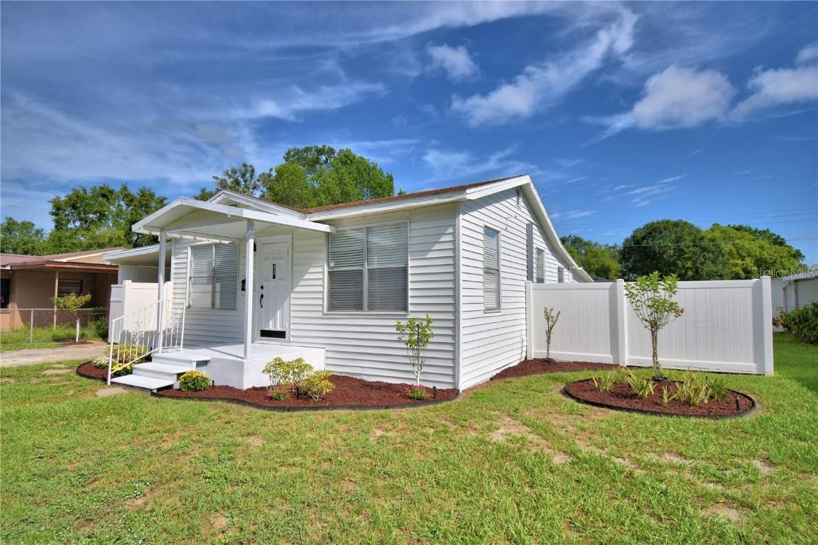 105 Rose St., Auburndale, FL 33823