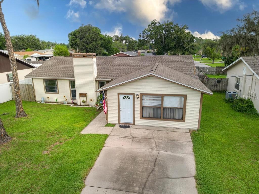 519 W Daughtery Rd., Lakeland, FL 33809