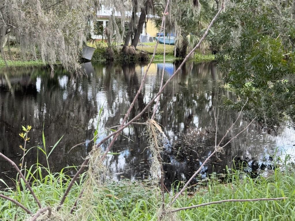 5011 Pineapple St., Lake Wales, FL 33898