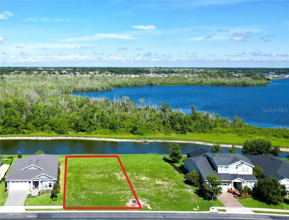 493 Adams View Ln., Auburndale, FL 33823
