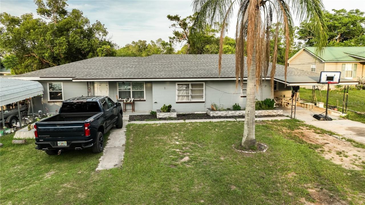 105 & 107 Hill Cir., Lake Wales, FL 33859