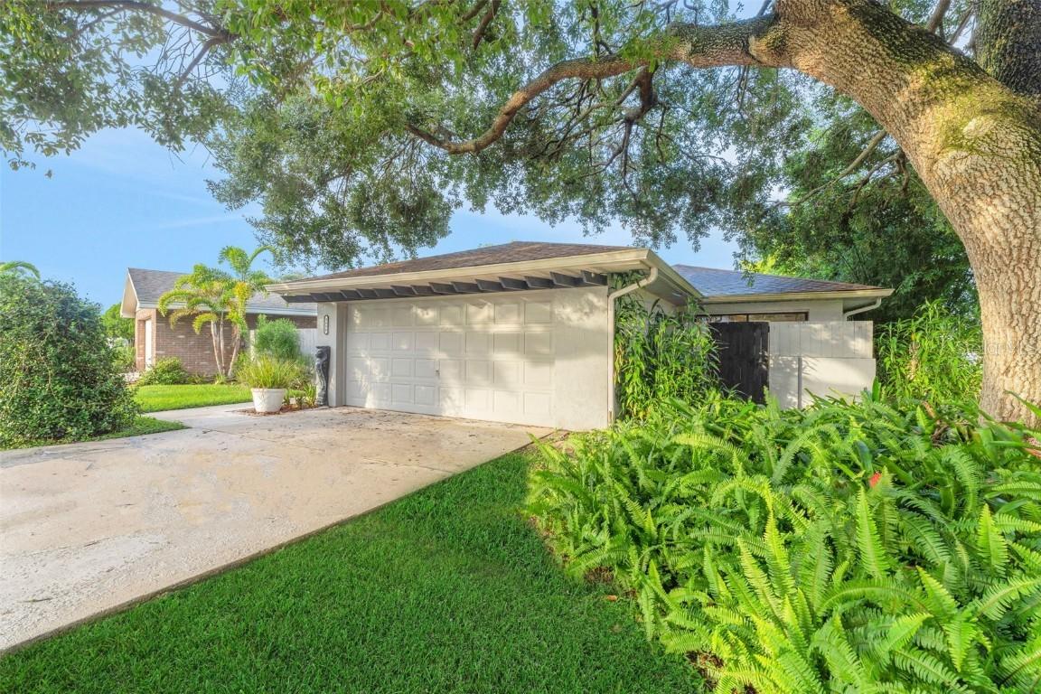 3490 Whitman Dr., Lakeland, FL 33803