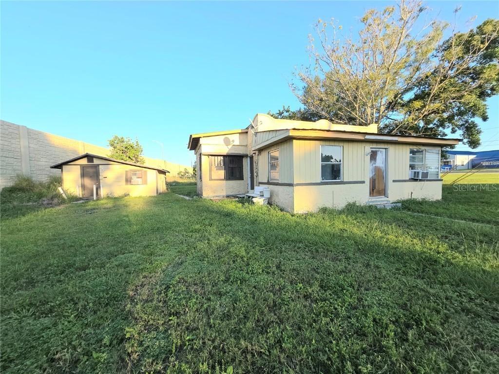 327 S Miami St., Lake Wales, FL 33853