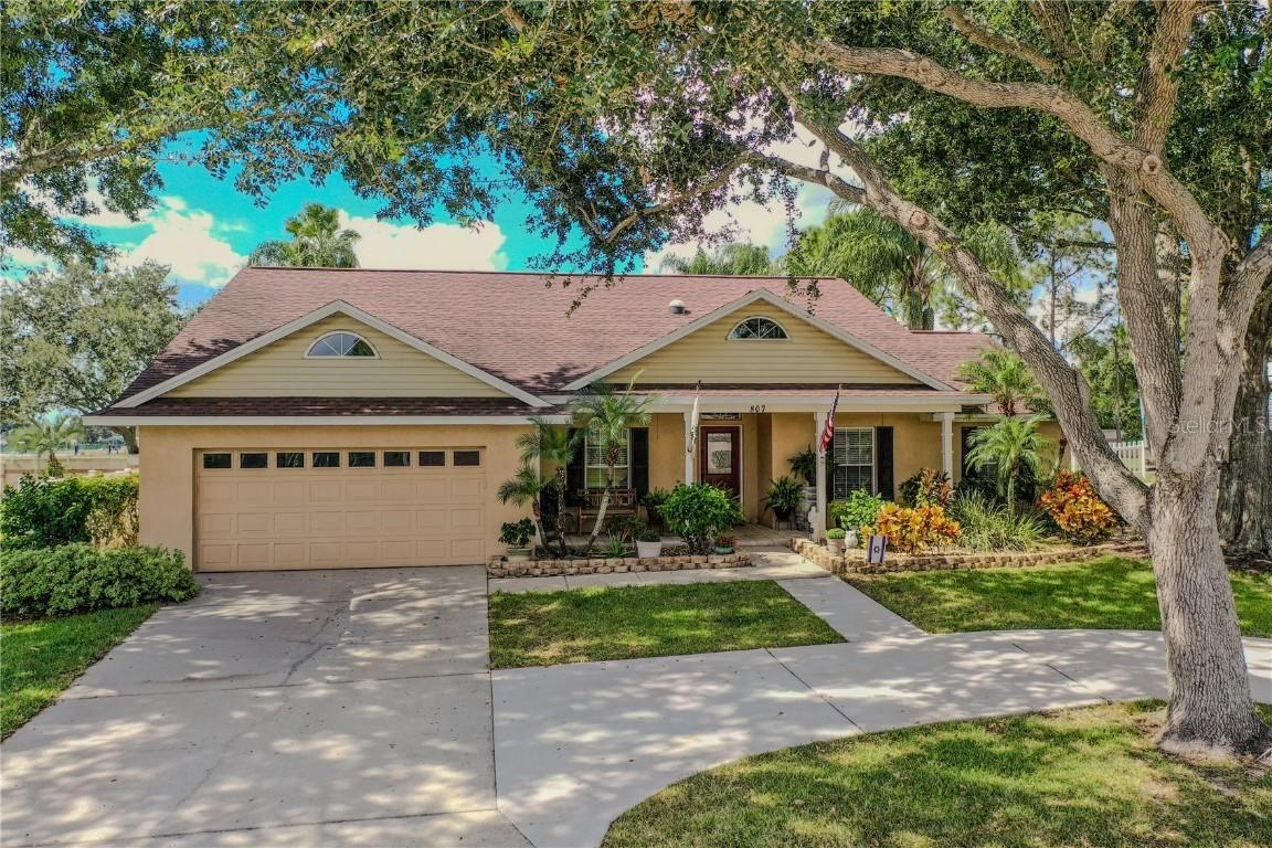 807 Hart Lake St., Winter Haven, FL 33884