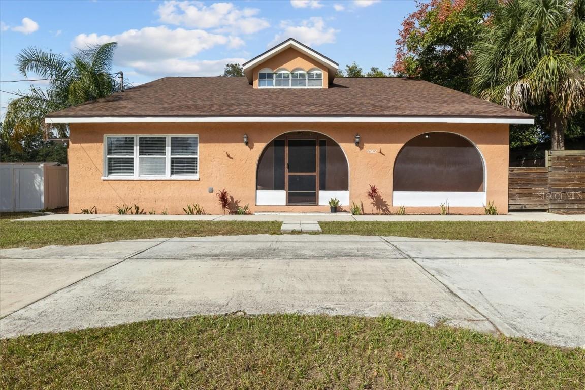 9602 N 46th St., Tampa, FL 33617