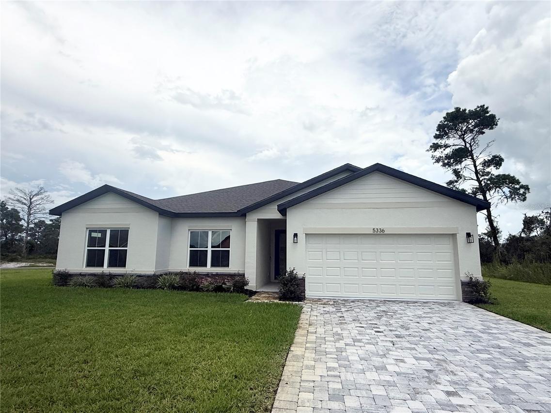 5336 Columbus Blvd., Sebring, FL 33872