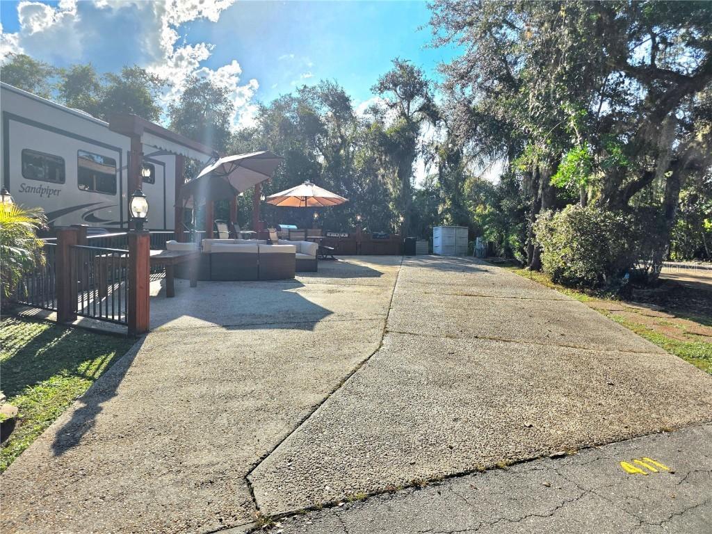 411 Longhorn Dr., Lake Wales, FL 33853