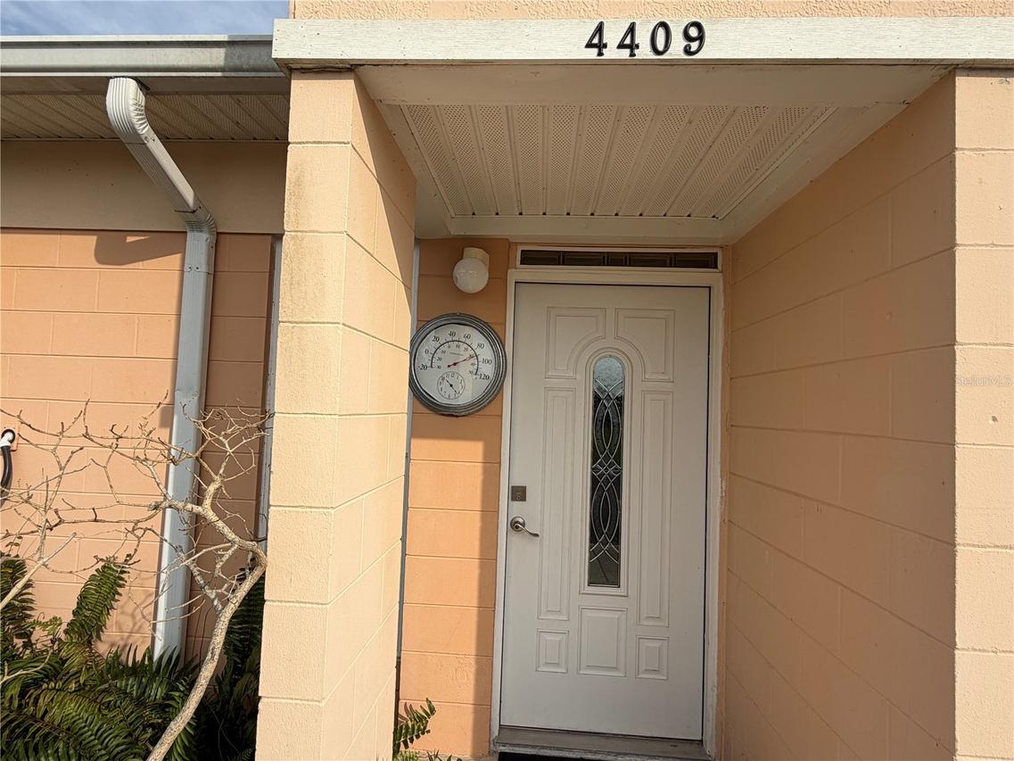 4409 Club Cir., Lake Wales, FL 33898