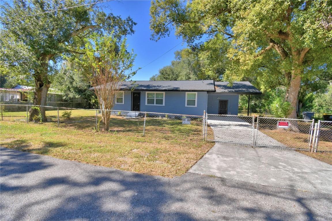6960 2nd St., Mulberry, FL 33860