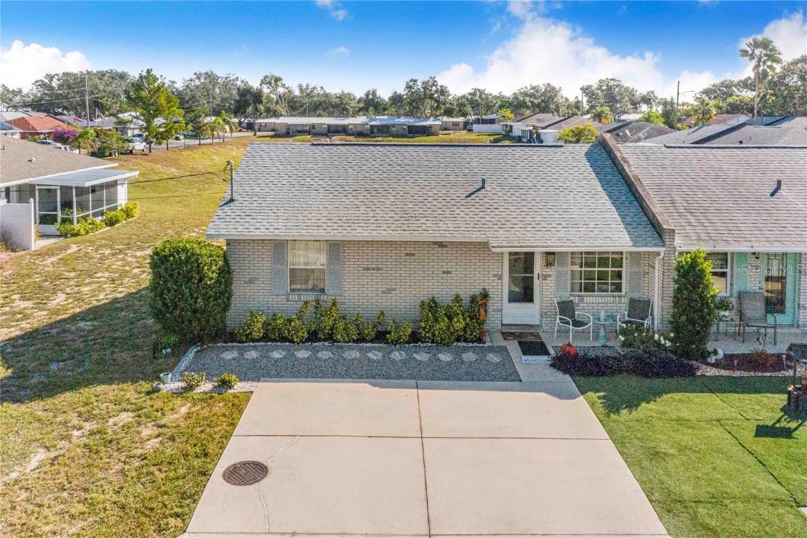 1413 Thousand Roses Dr., Lake Wales, FL 33853