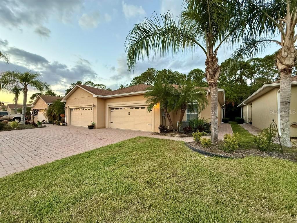 1579 Vienna Square Dr., Winter Haven, FL 33884
