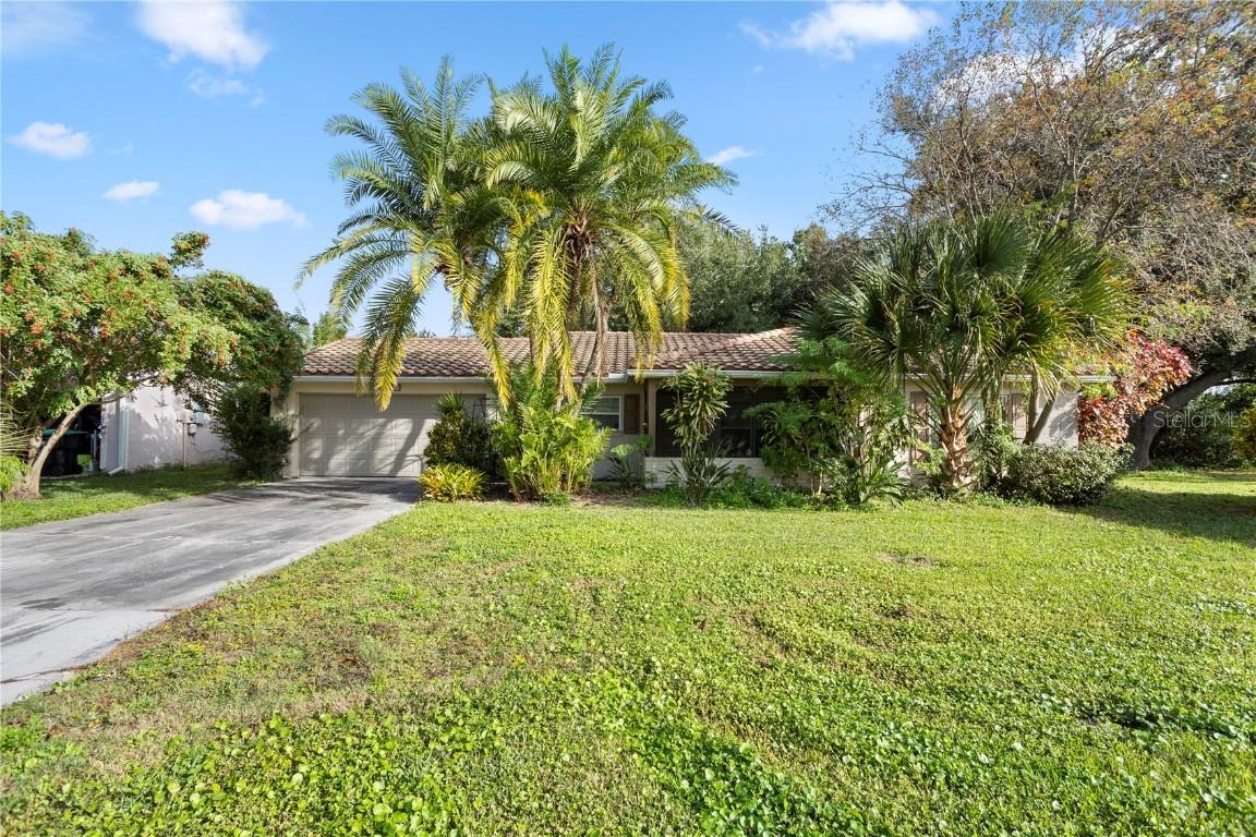 10105 Crown Ct., Orlando, FL 32821