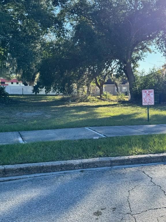 120 H Ave., Winter Haven, FL 33880