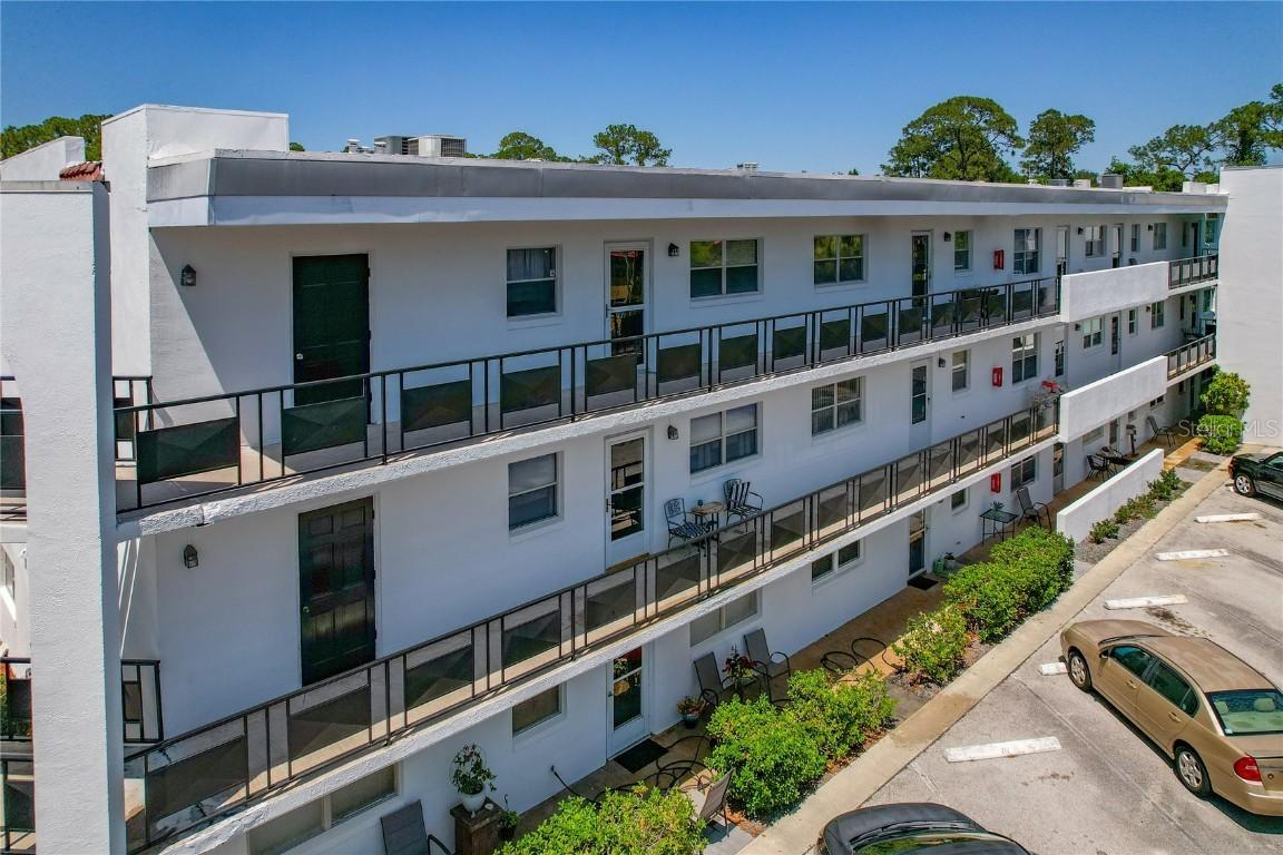 100 El Camino Dr Dr. #309, Winter Haven, FL 33884