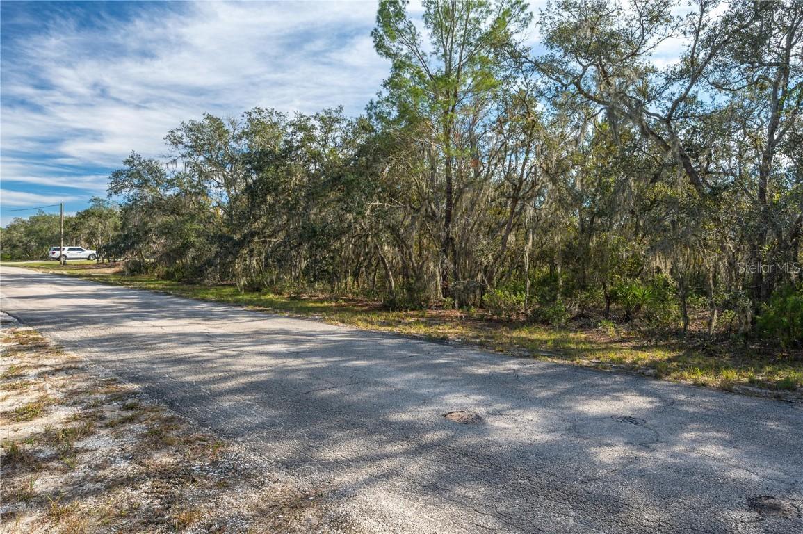 Deer Rd, Frostproof, FL 33843