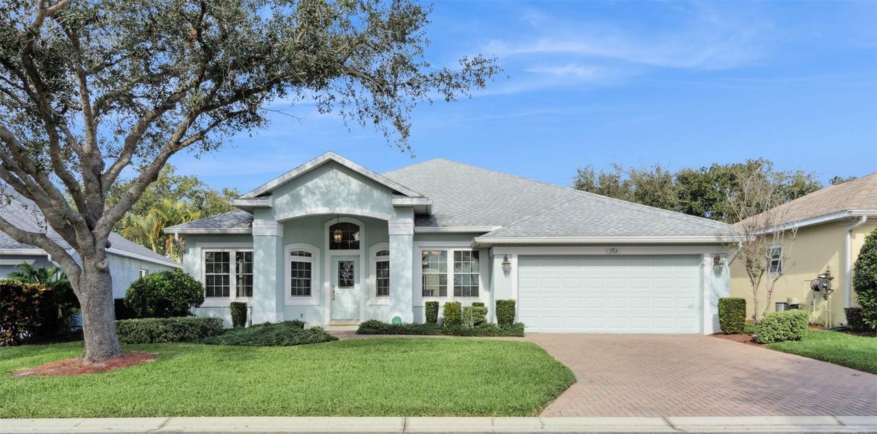 2925 Dayton Dr., Winter Haven, FL 33884
