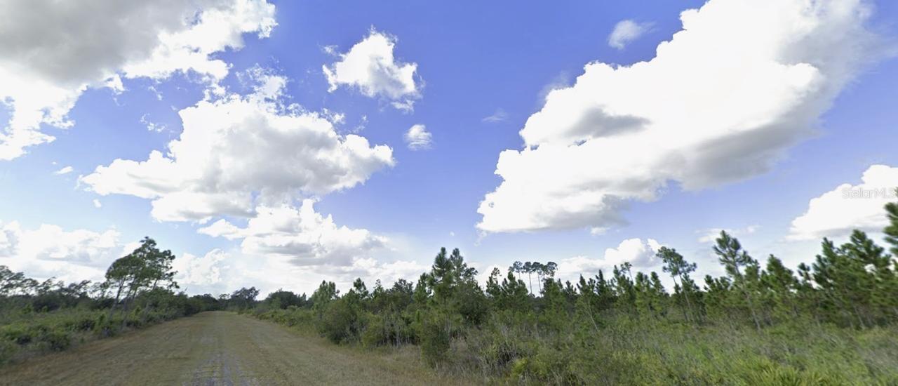 1022 Calliandra Dr., Indian Lake Estates, FL 33855