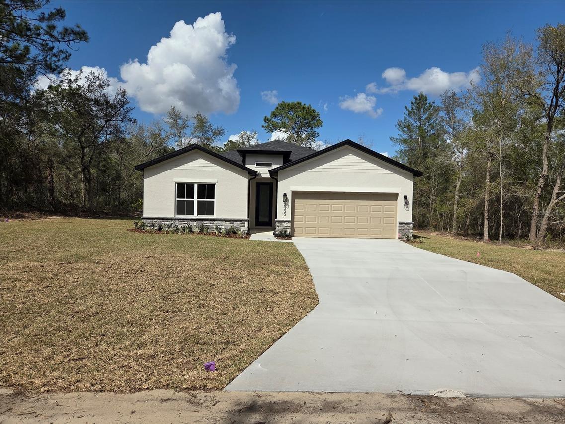 3333 W Edison Pl., Dunnellon, FL 34433