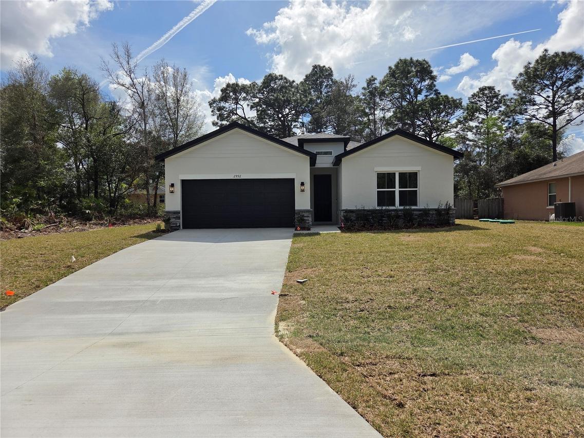 2992 W Hamlet Pl., Dunnellon, FL 34433