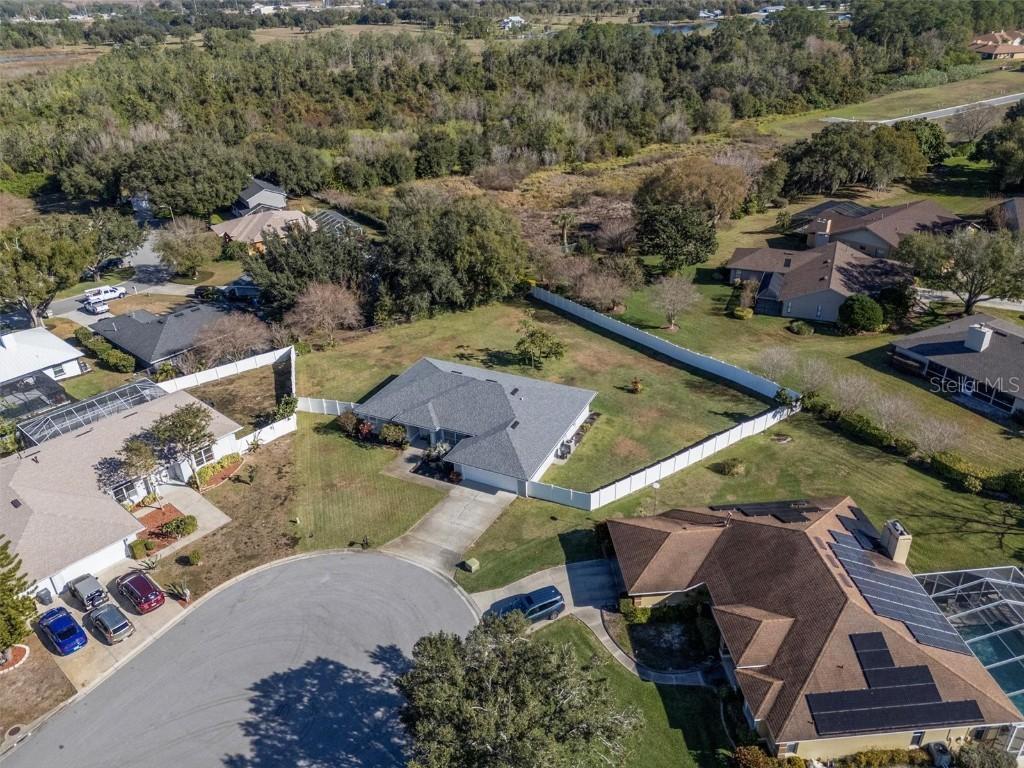 418 Smiley Ct., Winter Haven, FL 33884