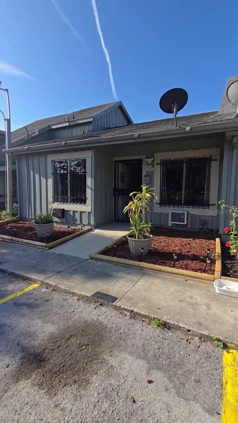 2518 Skan Ct. #C, Orlando, FL 32839