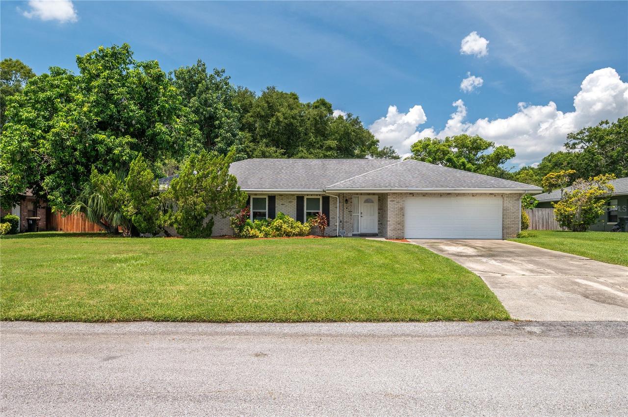 305 Hernando Rd., Winter Haven, FL 33884