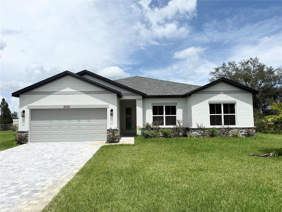 4329 Cremona Dr., Sebring, FL 33872