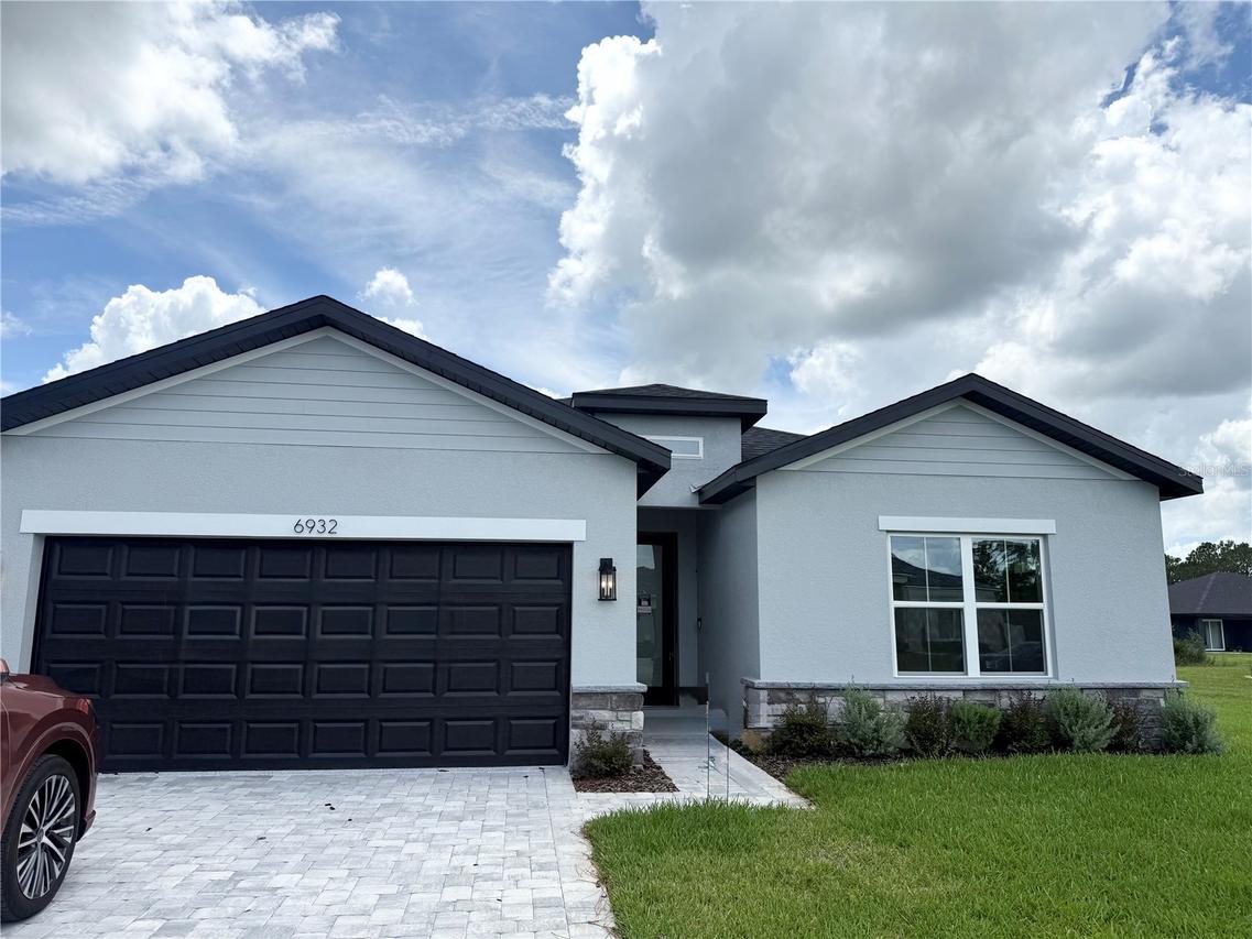 6932 San Bruno Dr., Sebring, FL 33872