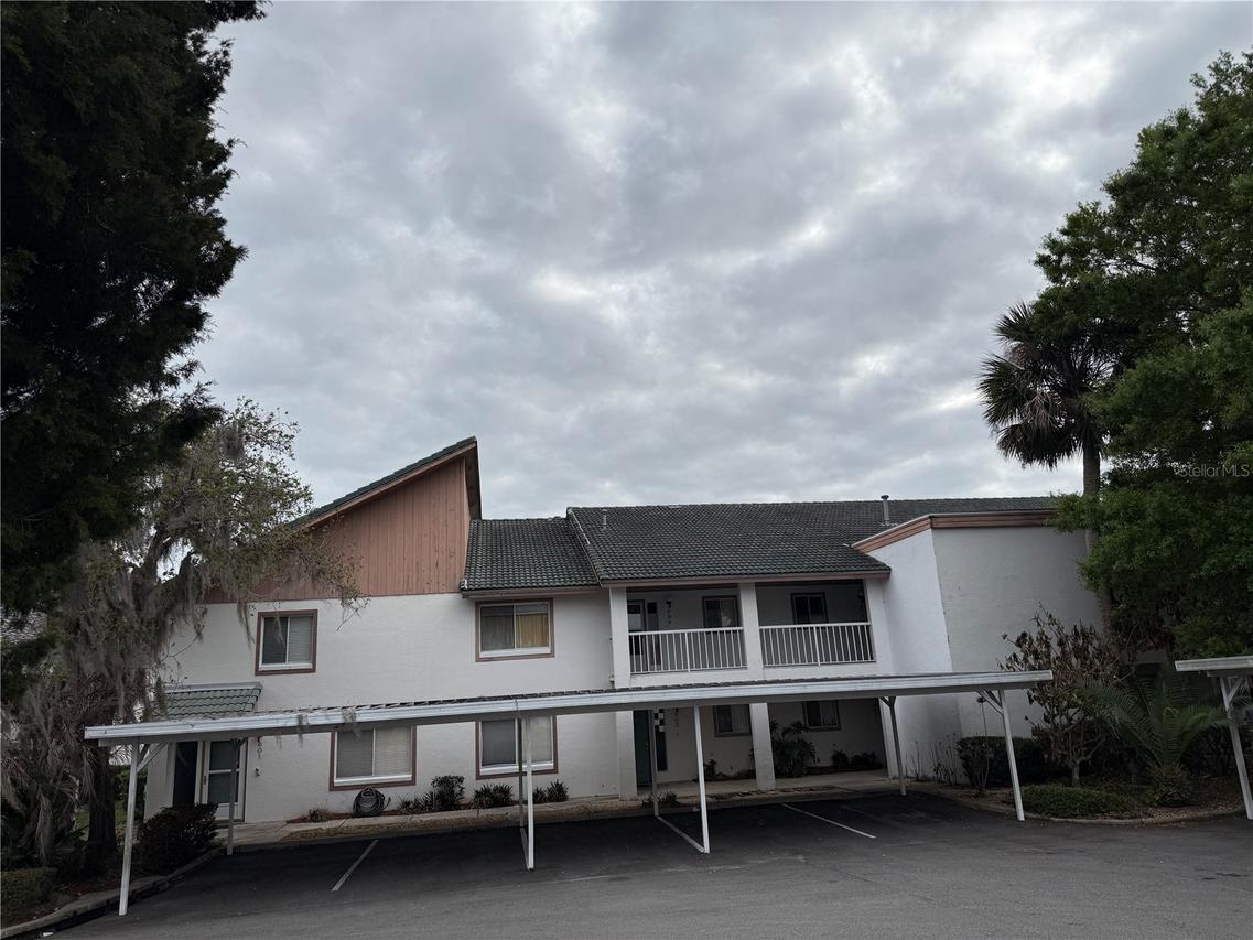 607 Country Ln., Winter Haven, FL 33881