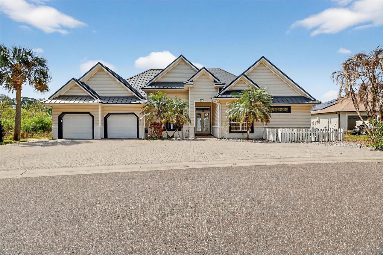 1028 S Lake Mariam Dr., Winter Haven, FL 33884