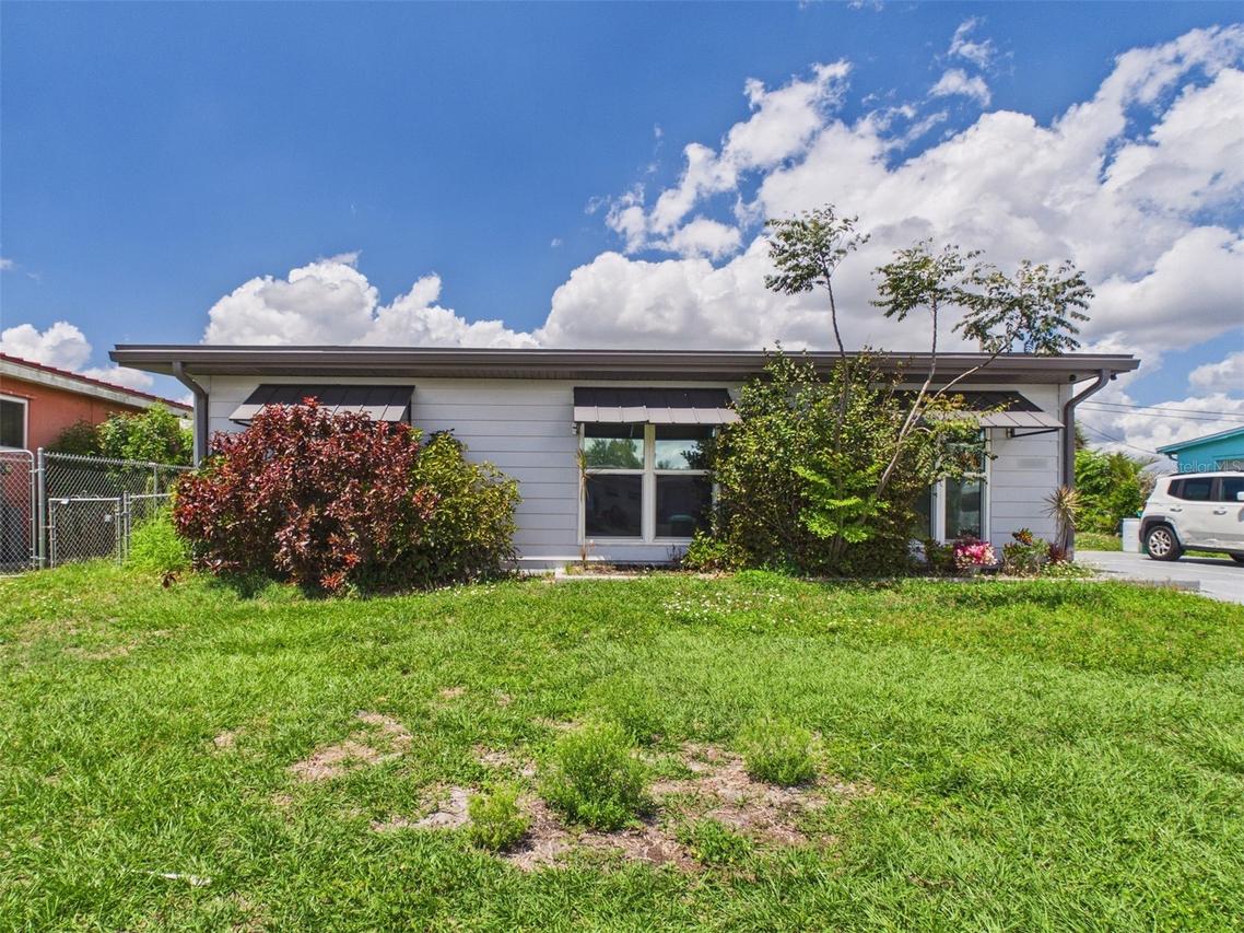 22040 Felton Ave., Port Charlotte, FL 33952
