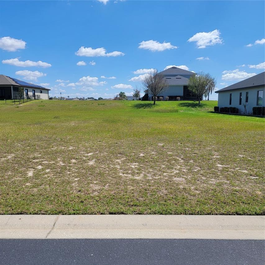 496 Adams View Ln., Auburndale, FL 33823