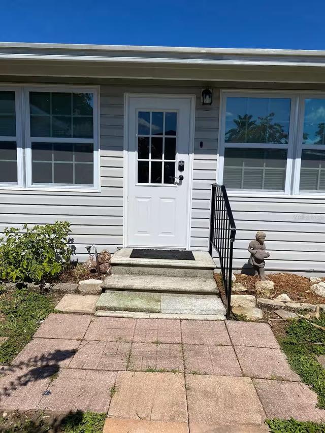 5247 Alpaca Dr., Weeki Wachee, FL 34607