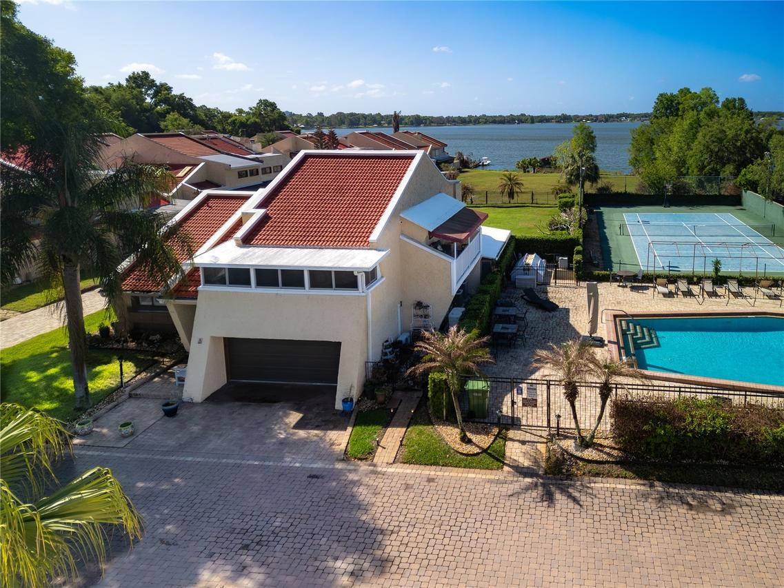 4 Casarena Ct., Winter Haven, FL 33881