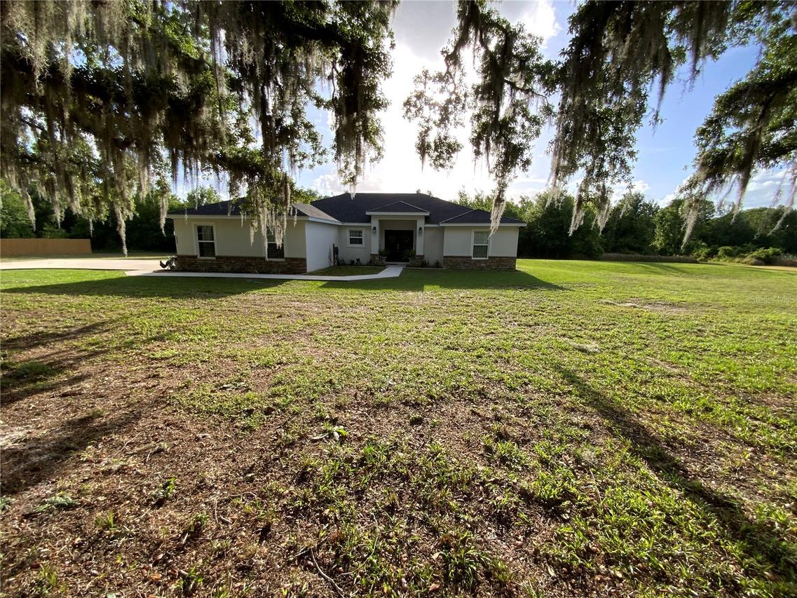 692 Howard Rd., Auburndale, FL 33823
