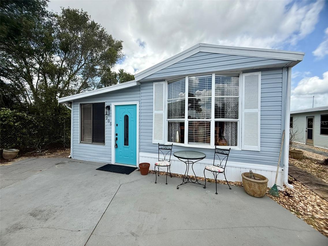 205 Pansy St., Davenport, FL 33837