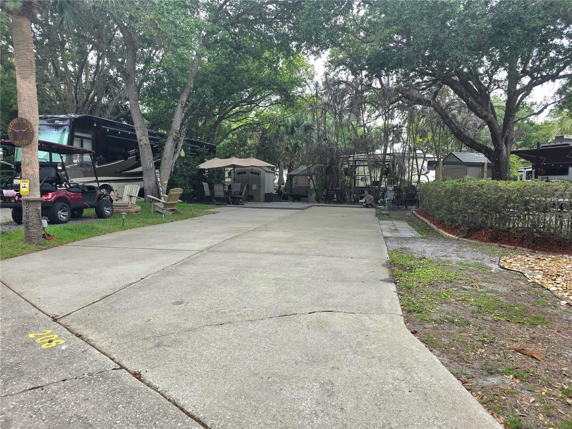 206 Longhorn Dr., Lake Wales, FL 33898